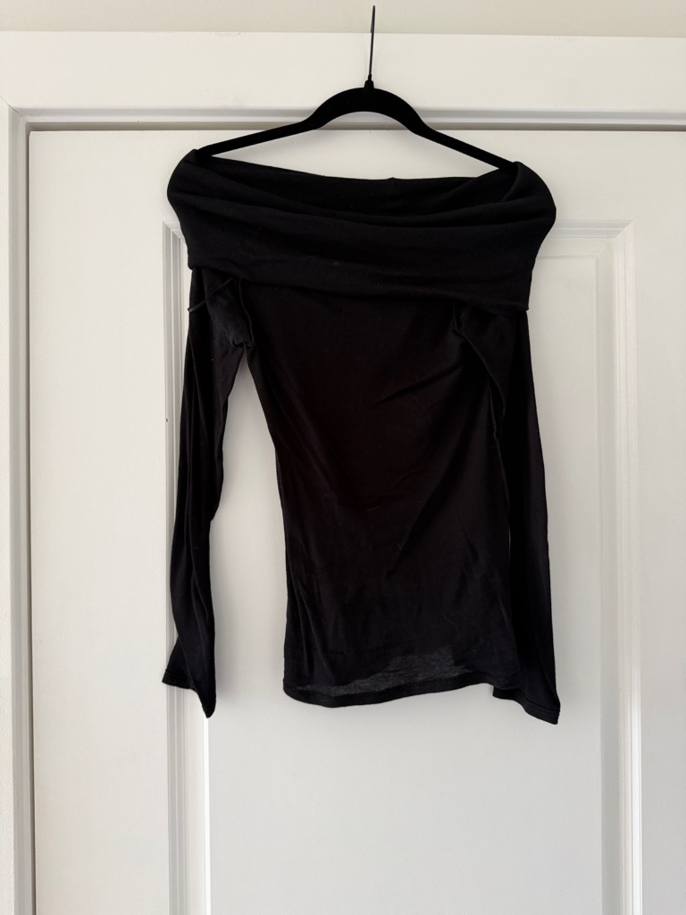 Zara Black Off-Shoulder Long-Sleeve Top